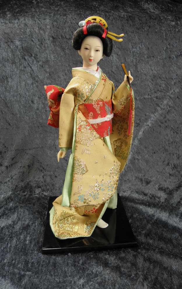 Geisha Dukke, no. J-38-110