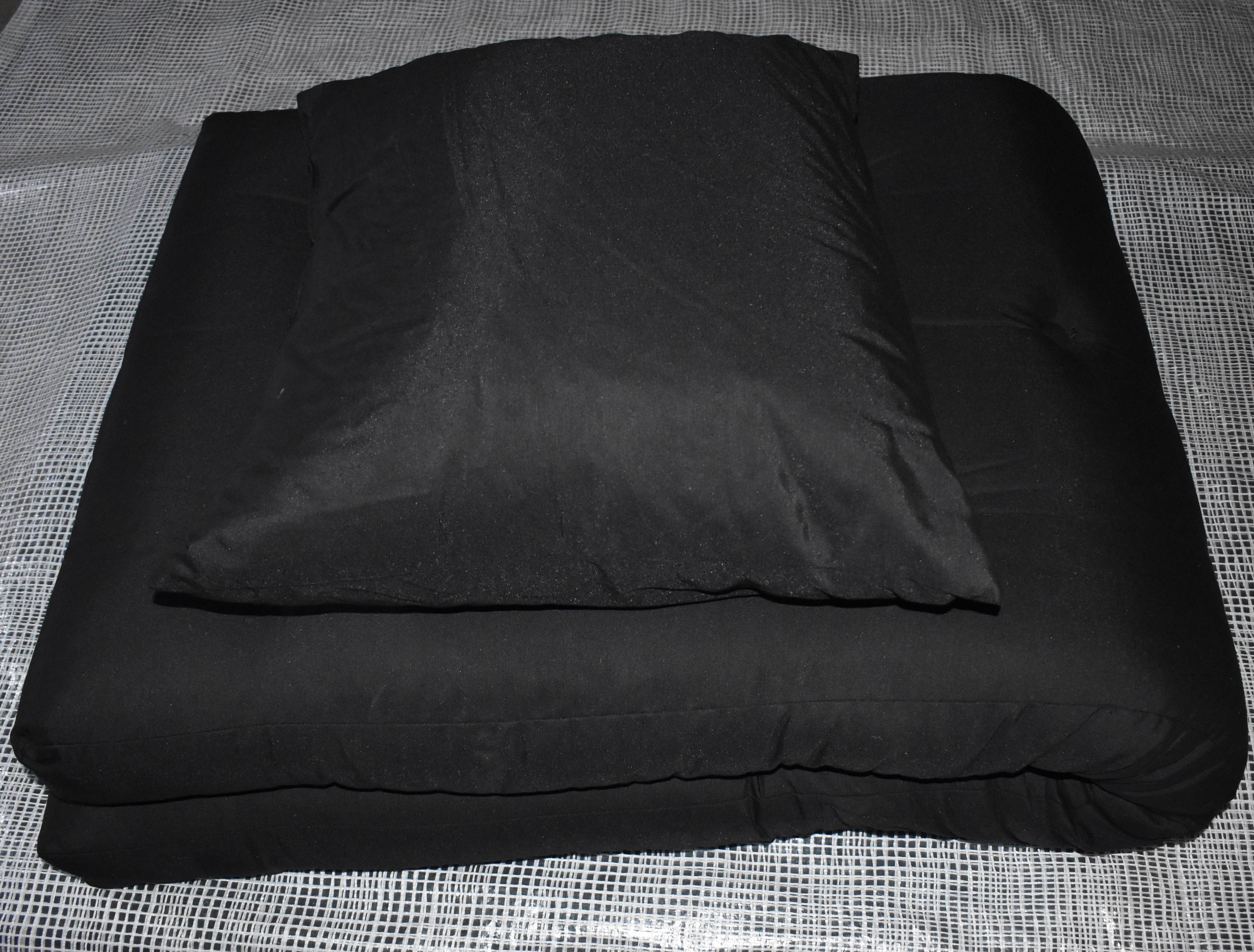 Futon + Pude sæt , Sort